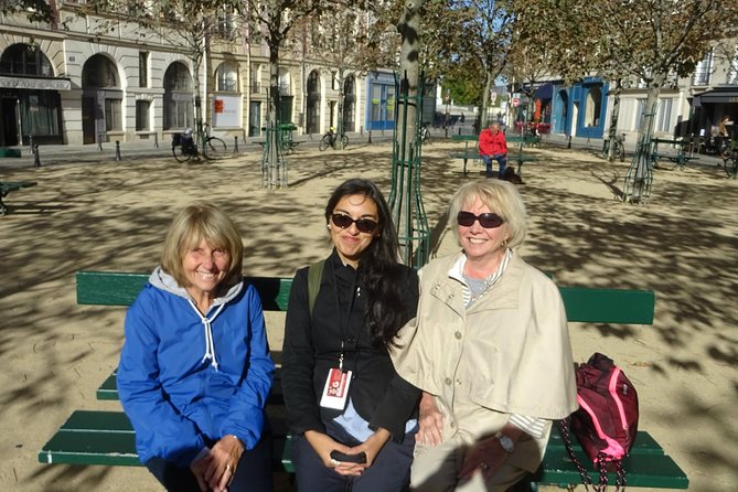 Notre Dame, Ste Chapel, Louvre, Montmartre, Eiffel Tower Private - The Louvre through the idea of beauty