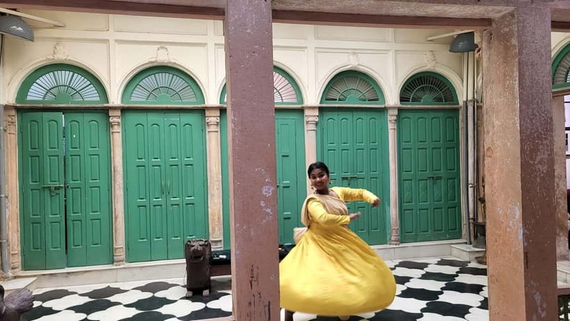 Old Delhi Haveli with live Classical dance, music & cuisine - Key points at a glance