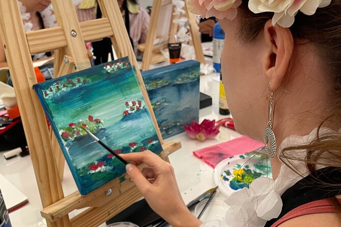 Paint tiles and create unique pieces in an art gallery in Lisbon - Why painting tiles makes sense in Lisbon