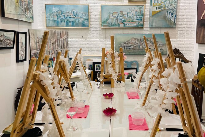 Paint tiles and create unique pieces in an art gallery in Lisbon - Inside the Atelier1758 studio