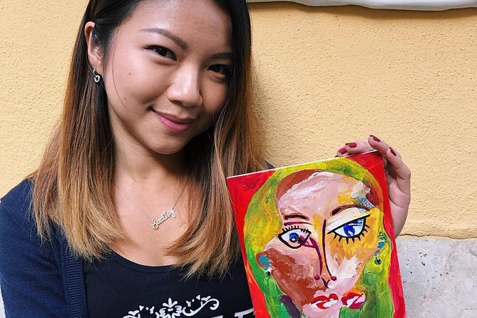 Paint your own Picasso - The studio and the Lagunillas neighborhood