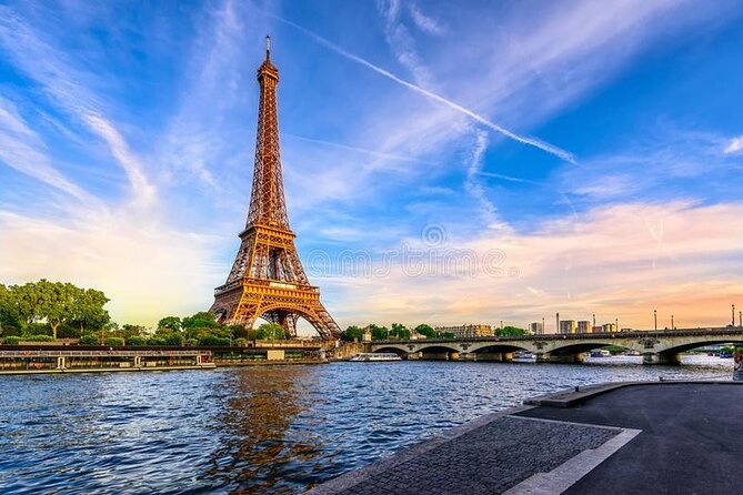 Paris 10-Hour Guided Louvre, Eiffel Tower & Seine River Cruise - Trocadéro delivers the classic tower view