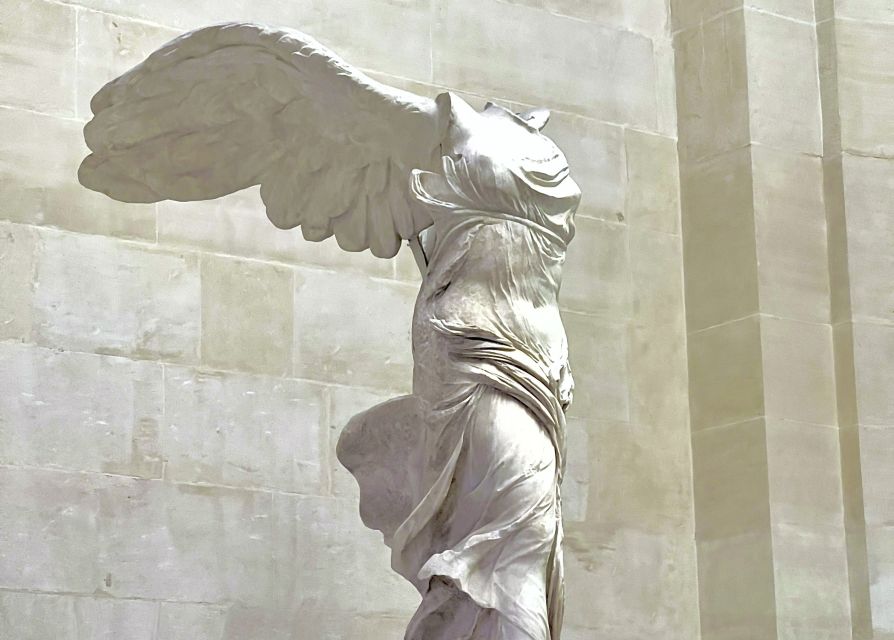 Paris: Best of the Louvre Museum Private Tour with Mona Lisa - From Louvre foundations to palace halls