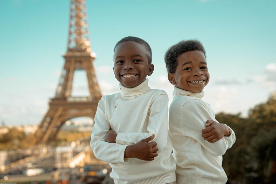 Paris: Eiffel Tower & Louvre Photoshoot (High End Edits) - The Seine and the value of the 90-minute VIP route