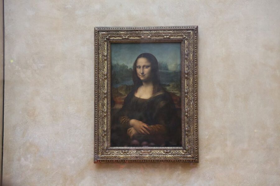 Paris: Gourmet Food Tour & Louvre Museums Guided Tour - Who will enjoy this day most?