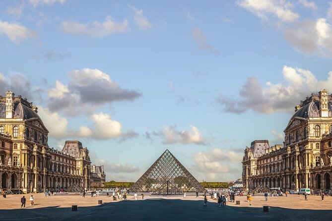 Paris History Walk: Medieval Marais, Notre Dame Islands & Stories - Why this route gives you a useful first look at Paris