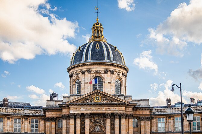 Paris History Walk: Medieval Marais, Notre Dame Islands & Stories - Île de la Cité and the story of Paris’s beginning