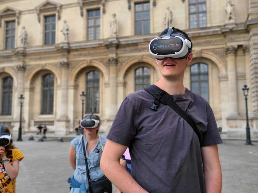 Paris: Immersive Louvre Tour with Virtual Reality - Weather, comfort, and meeting-point advice