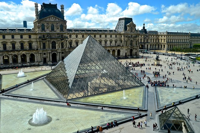 Paris in a Day with Louvre Museum and Seine River Cruise Tickets - Entering the Louvre with a timed ticket