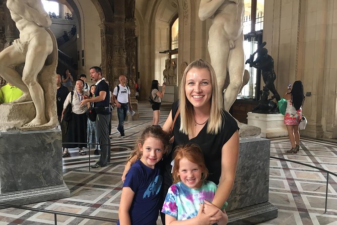 Paris Kids and Families Private Louvre Tour - Why a private guide helps inside the Louvre