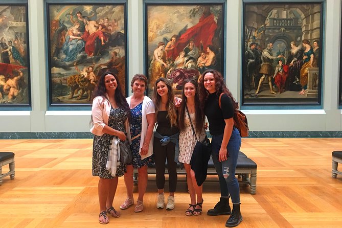 Paris Kids and Families Private Louvre Tour - The Louvre’s essential masterpieces