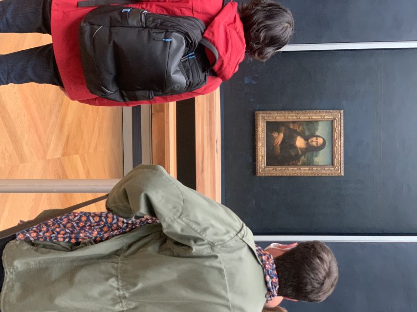 Paris Louvre: 2-Hour Private Tour for Groups or Families - A route that works for children
