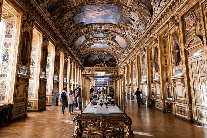 Paris Louvre Essentials Tour (Reserved Entry Included) - What the guides add