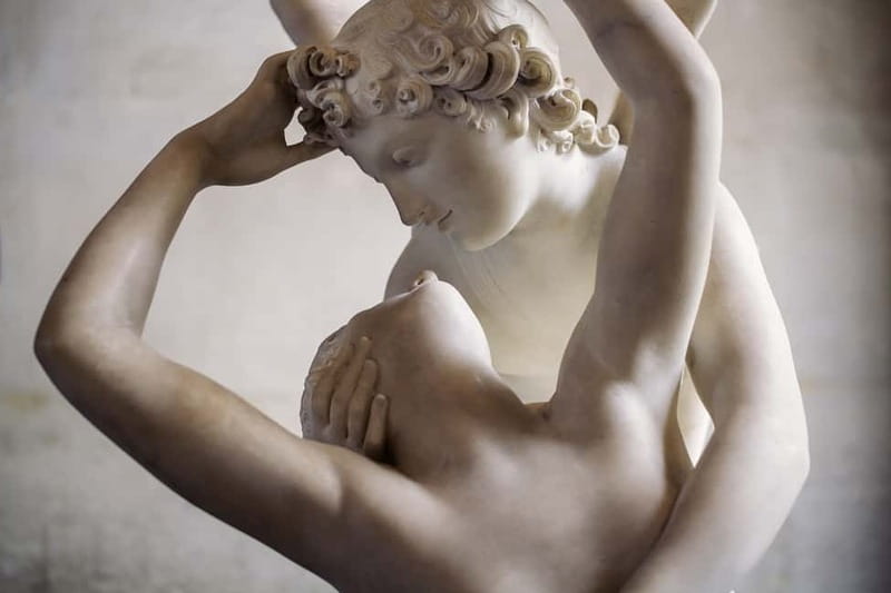 Paris: Louvre Last Entry or Morning Tour with Entry Ticket - Key points to know before you book
