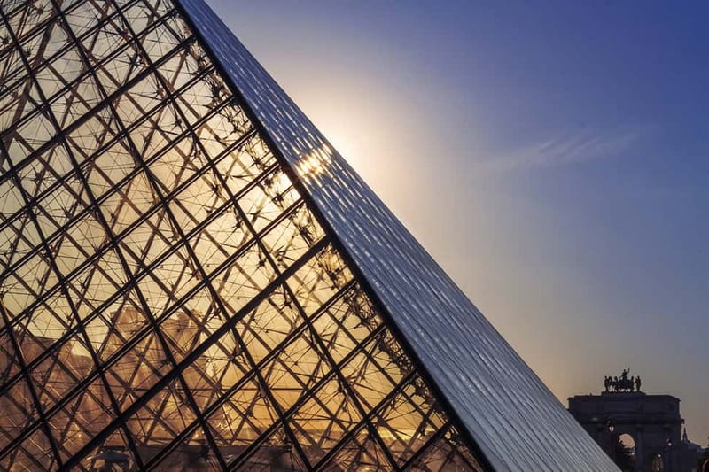 Paris: Louvre Last Entry or Morning Tour with Entry Ticket - What happens after you enter the Louvre
