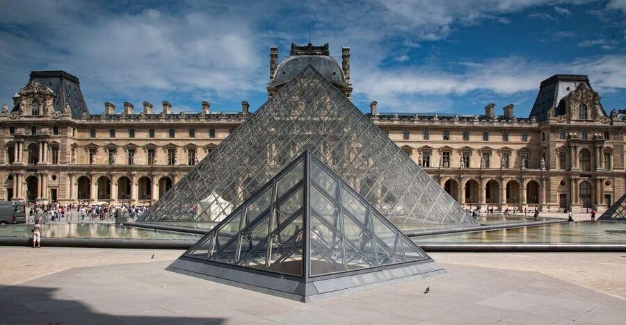 Paris: Louvre Masterpieces Private Tour with Reserved Entry - Key points to know before booking