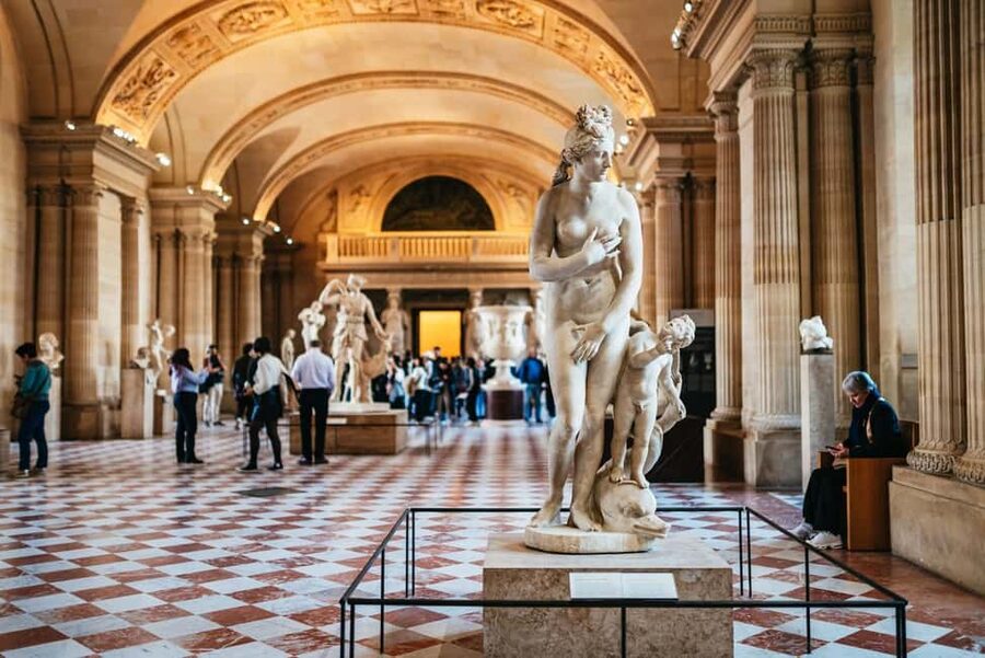 Paris: Louvre Museum and Orsay Museum Guided Tour - Entering the Louvre Through a Reserved Route