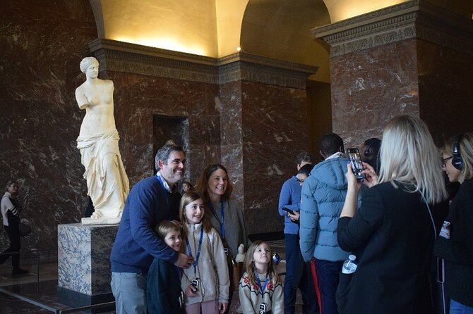 Paris : Louvre Museum Guided Tour with Pre-Booked Tickets - Why a guide helps at the Louvre