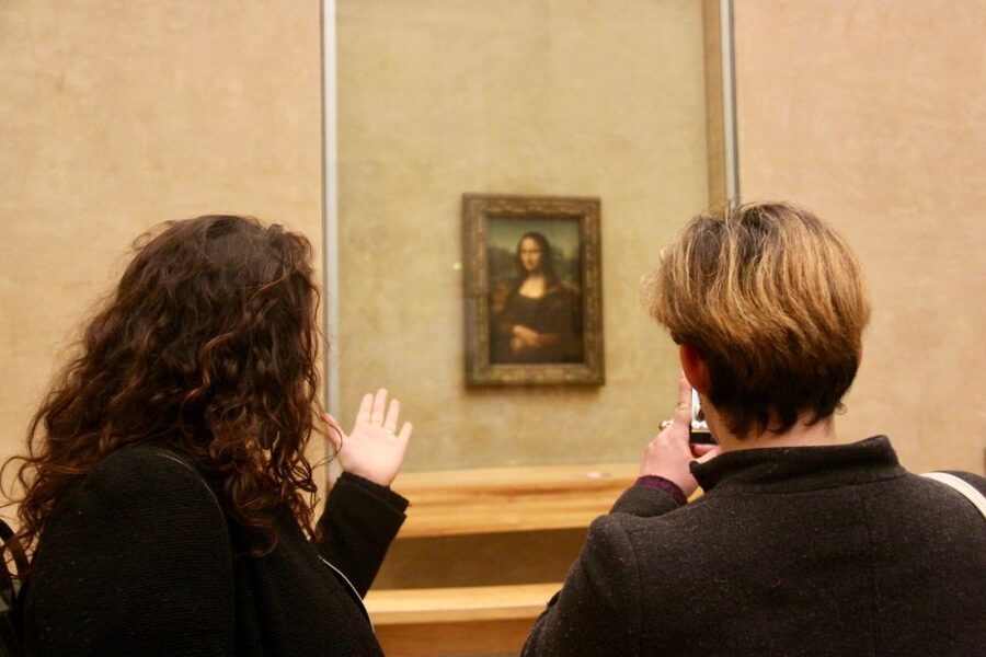 Paris: Louvre Museum Highlights and Mona Lisa Tour - Winged Victory at the Top of the Staircase