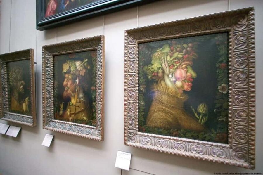 Paris: Louvre Museum Hosted Entry & Masterpieces Audio Guide - The Venus de Milo and classical sculpture