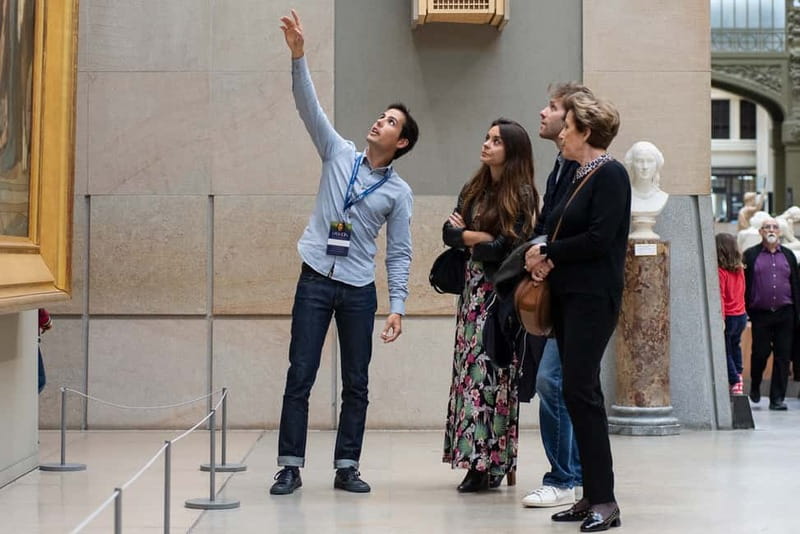 Paris: Louvre Museum Masterpieces Private Small Group Tour - Timing, security, and possible changes