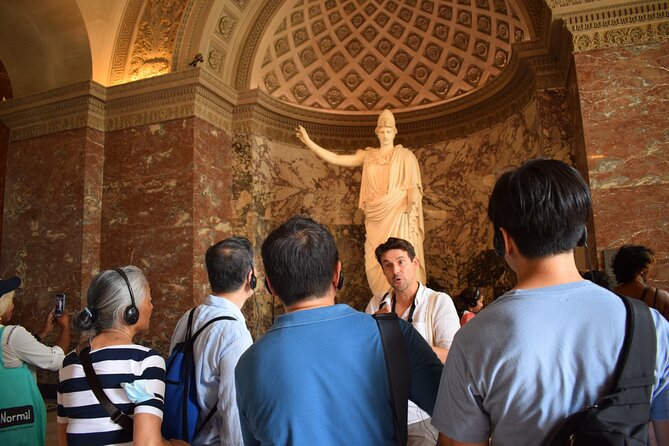 Paris Louvre Museum Private Guided Tour with Pre-Reserved Tickets - Meeting at Le Nemours before the Pyramid