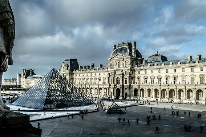 Paris: Louvre Museum Private Tour with Mona Lisa EN/FR/IT/ES/HI - What the Private Format Adds
