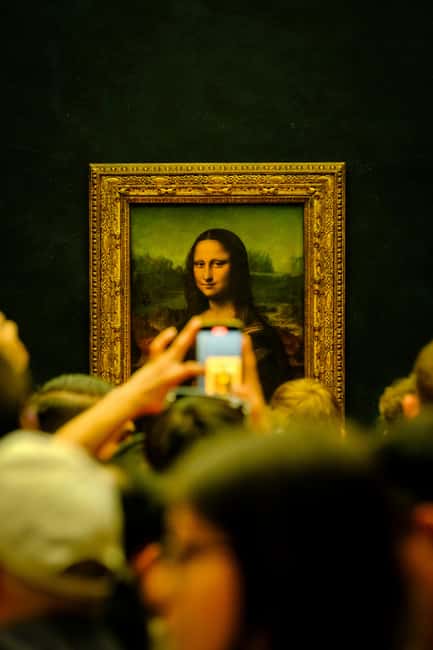 Paris: Louvre Museum Semi Private Guided Tour + Entry Ticket - The Louvre’s famous masterpieces