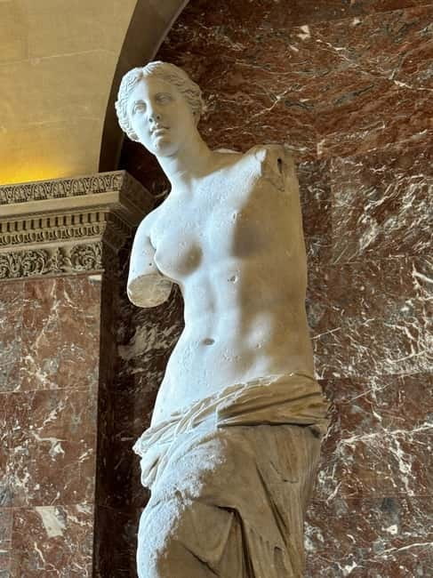 Paris: Louvre Museum Semi Private Guided Tour + Entry Ticket - Who will get the most from this Louvre tour