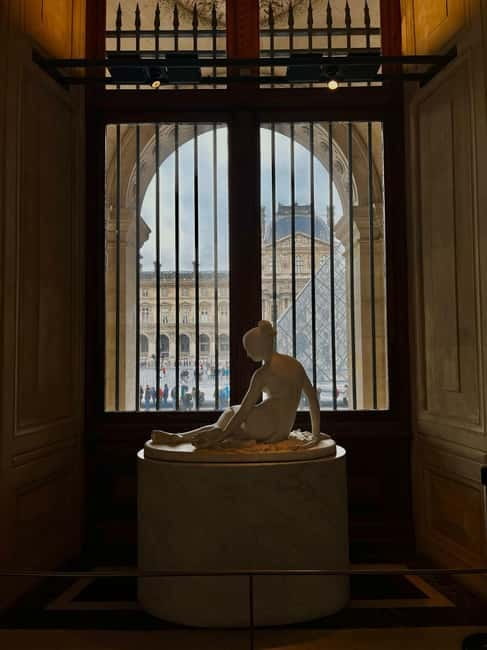 Paris: Louvre Museum Skip-the-Line Tickets for Monalisa - Seeing the Mona Lisa in person