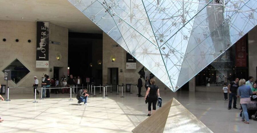 Paris: Louvre Museum Skip-The-Line Tour - Starting with the Louvre’s Ancient Greek masterpiece