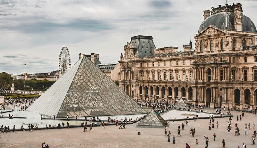 Paris: Louvre Museum Ticket with Optional Hosted - What two hours inside the Louvre really means