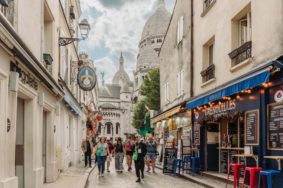 Paris: Louvre or Orsay, Eiffel Tower, City Walk & Cruise - Key points at a glance