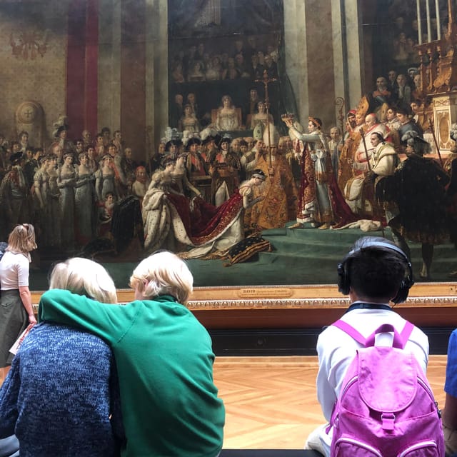 Paris Louvre : Private Treasure Hunt for Families or groups - What the private format is really worth