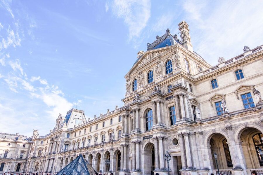 Paris: Louvre Reserved Ticket and River Cruise Combo - How to arrange the day without rushing