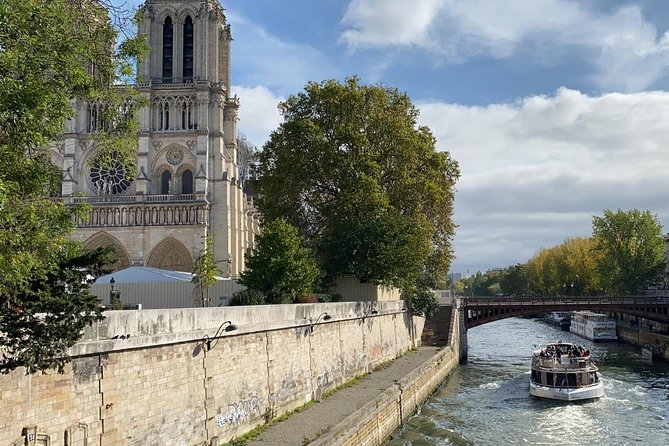 Paris & Louvre Semi Private or Private Tour with Île de la Cité - Notre-Dame after the 2019 fire