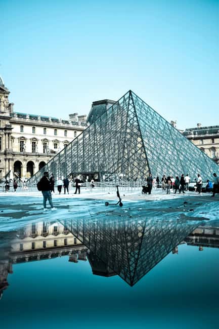 Paris: Mona Lisa and Louvre Highlights Tour SEMI PRIVATE - Meeting the Mona Lisa without missing the point