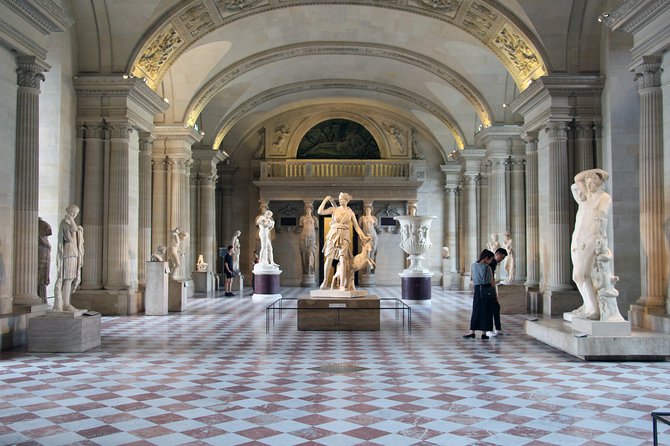 Paris Murders and Mysteries semi-private tour of the Louvre - Egyptian objects, magic, and old rituals