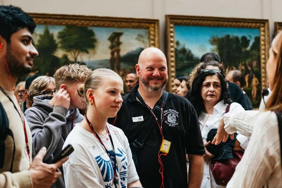Paris: Priority Access, Guided Louvre Museum Tour w/ Expert - Why a guided Louvre visit makes sense