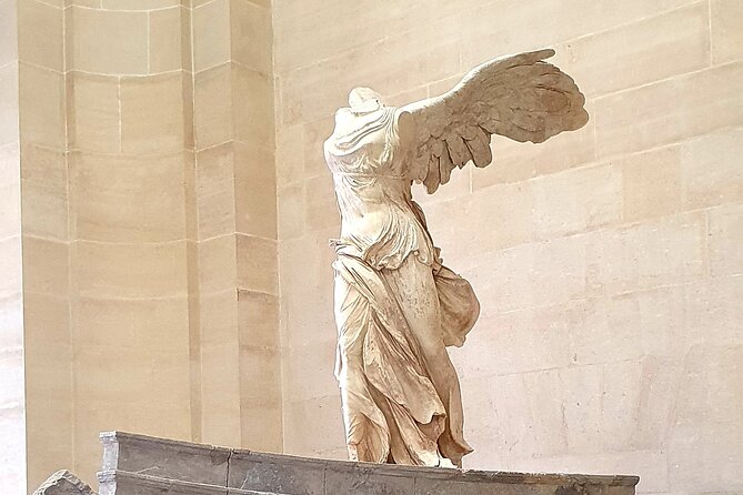 Paris Private Day Tour including Louvre Masterpieces Private Tour - Why the private minivan matters