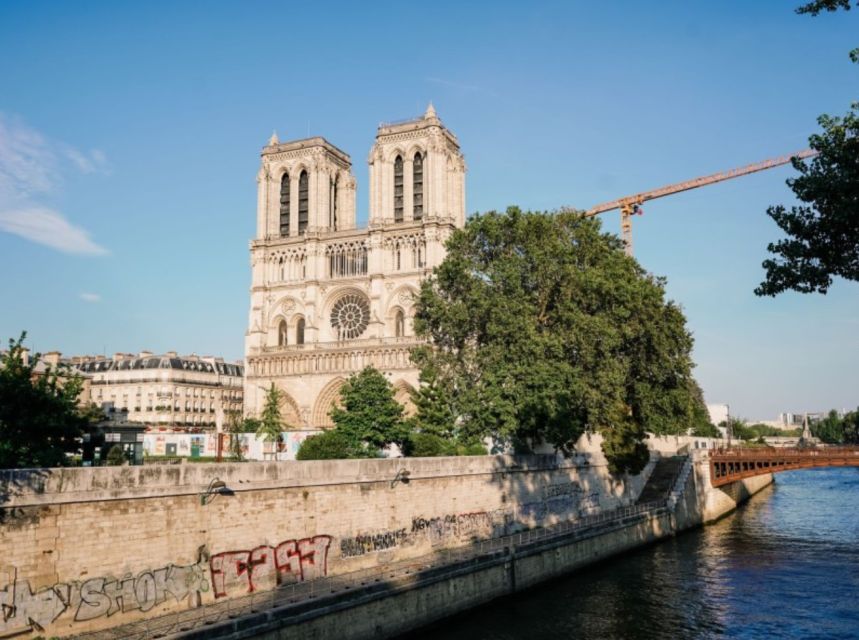 Paris Semi Private Walking Tour: Louvre, Eiffel Tower & Boat - Key points to know before booking