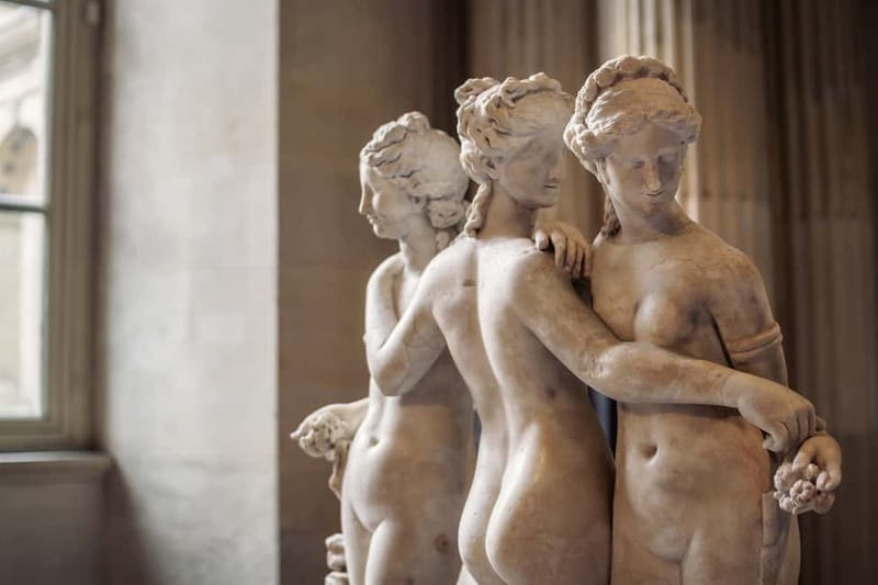 Paris: Skip-the-Line Louvre Highlights Tour with Mona Lisa - Michelangelo’s Slaves Add a Different Mood