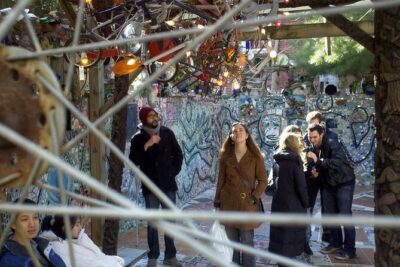 Philadelphia Murals and Street Art Tour with Magic Gardens