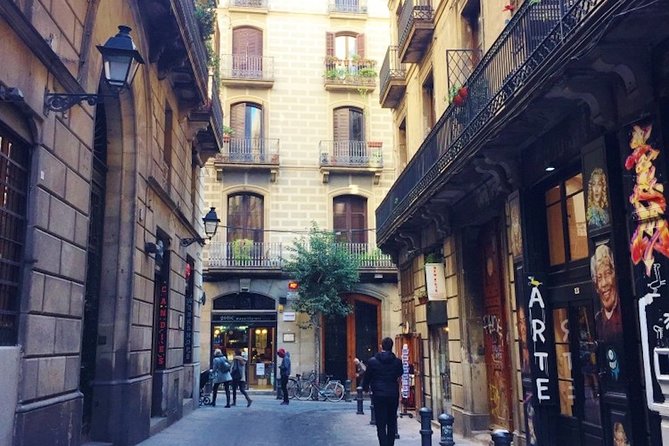 Picasso in Barcelona Max 6 People Walk El Born and Picasso Museum - Why Picasso’s Barcelona story works best on foot