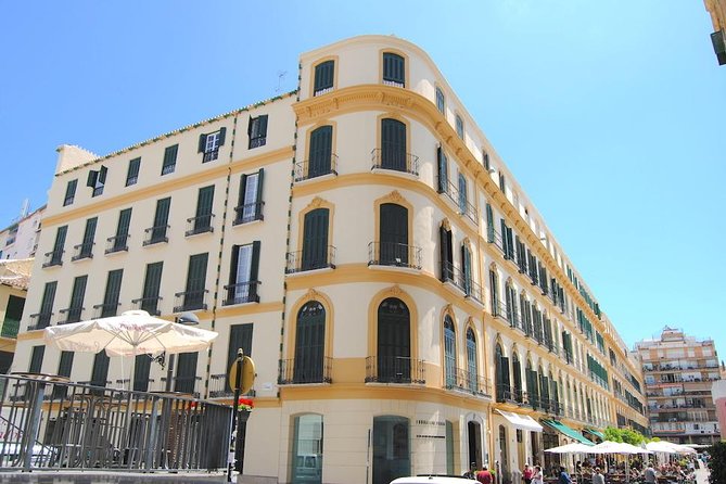 Picasso roots Private Walking Tour in Central Malaga - Picasso’s birthplace and his family story