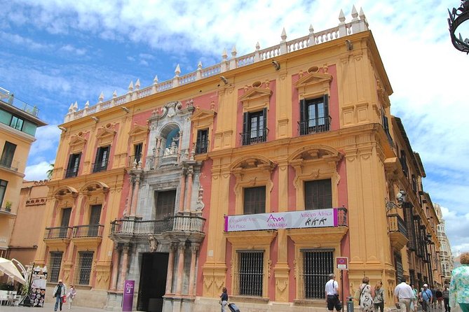 Picasso roots Private Walking Tour in Central Malaga - Ending at the Bishop’s House