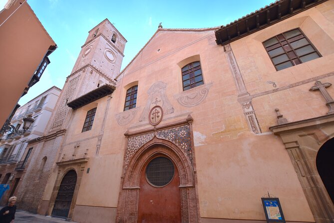 Picasso roots Private Walking Tour in Central Malaga - What the private format is worth at $120.41