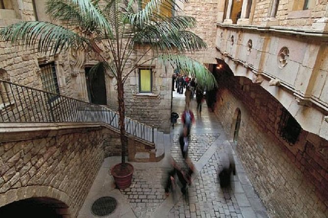Picasso Small Group Walking Tour with Museum Skip the Line Ticket - The Frisos del Col·legi d’Arquitectes