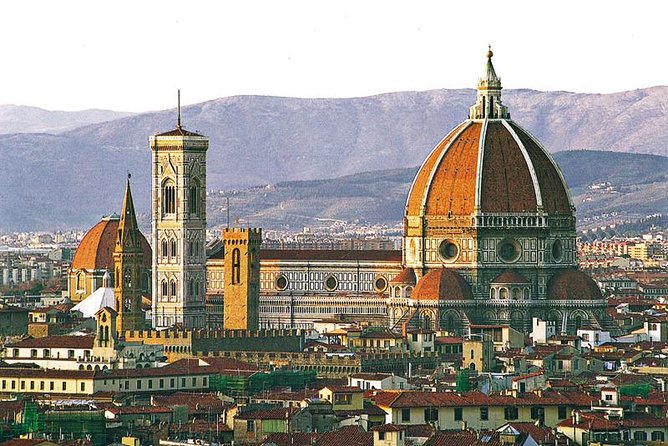 Pisa, Florence and Uffizi Museum or Accademia Private Shore Excursion from La Spezia - The driver’s role makes the difference