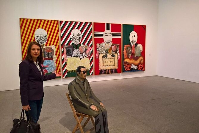 Prado and Reina Sofia Museums Private Tour - The eight-minute walk to Reina Sofía